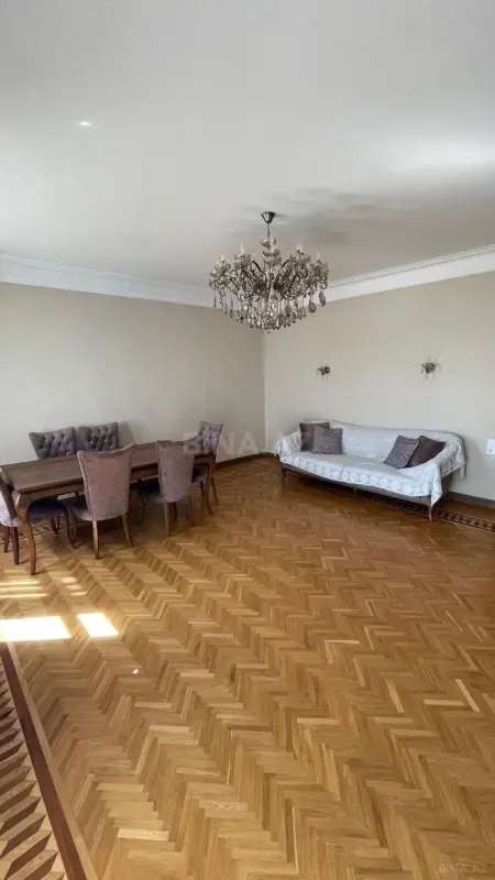 Kirayə verilir 3 otaqlı mənzil 100 m²
