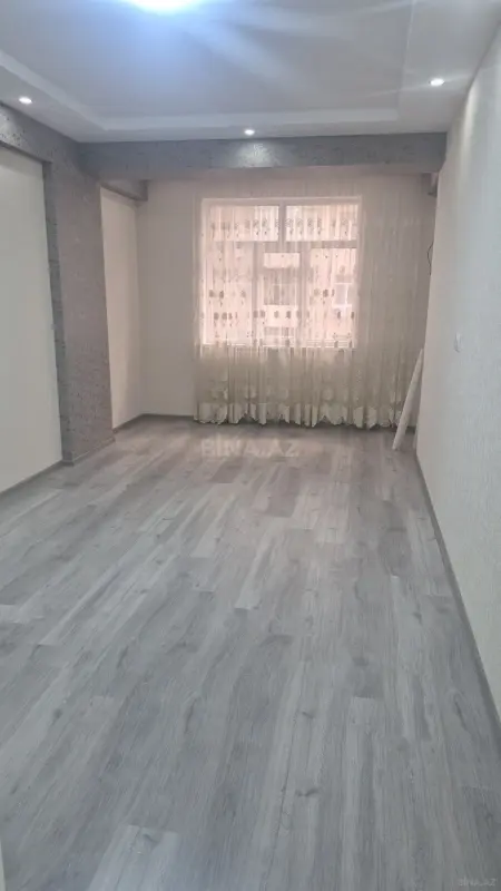 Satılır 2 otaqlı mənzil 62 m²
