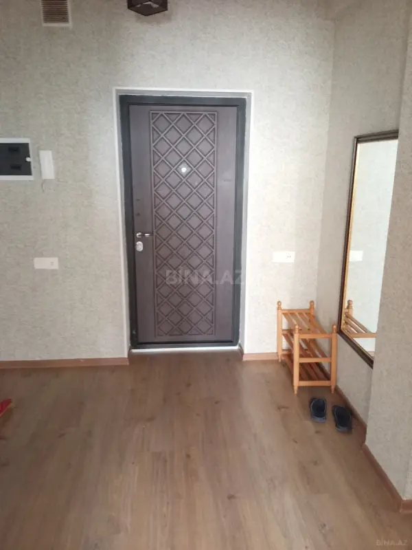 Satılır 2 otaqlı mənzil 75 m²
