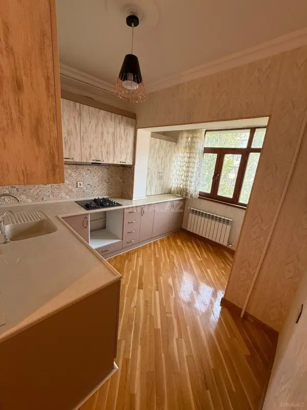 Satılır 2 otaqlı mənzil 70 m²