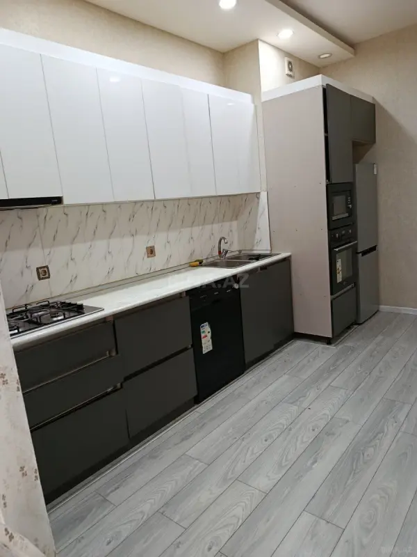 Kirayə verilir 3 otaqlı mənzil 99 m²
