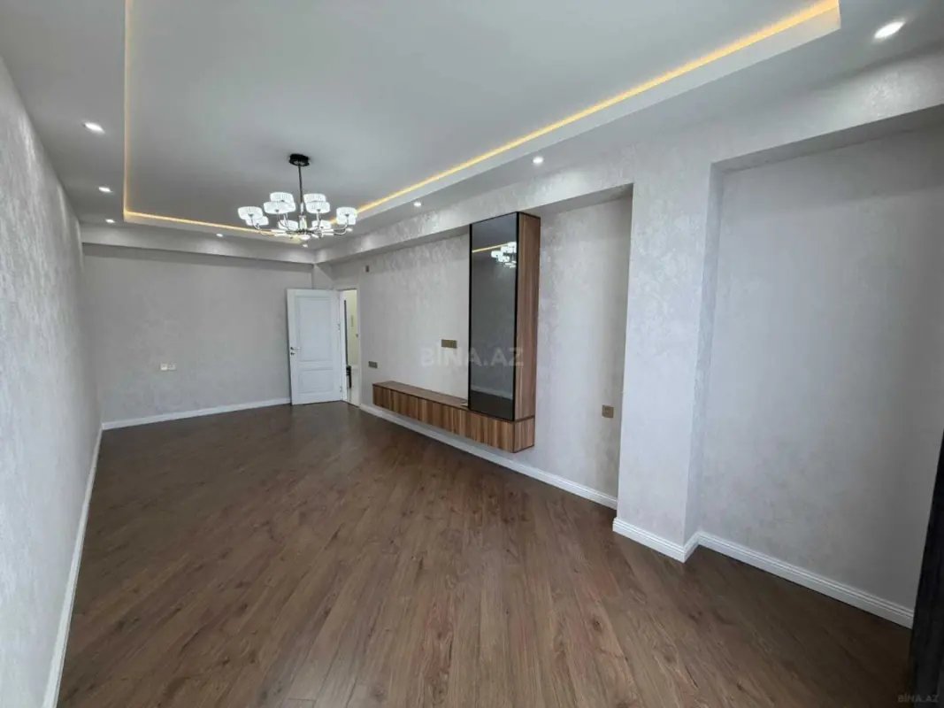 Satılır 3 otaqlı mənzil 96 m²