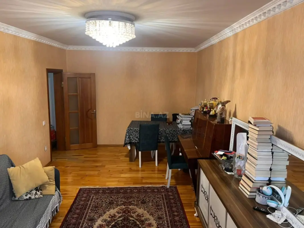 Satılır 2 otaqlı mənzil 67 m²