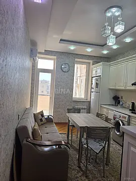 Kirayə verilir 3 otaqlı mənzil 135 m² — Bakı 3 otaq 135.00 m²