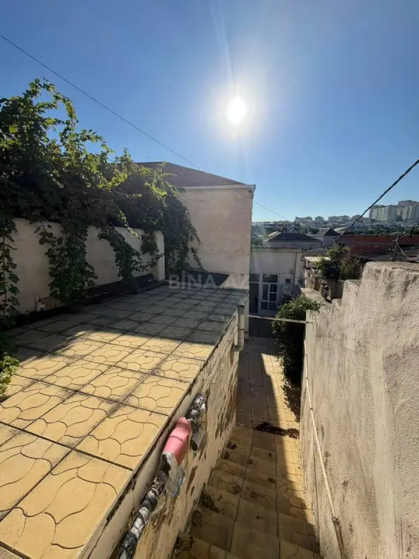 Satılır 3 otaqlı həyət evi 98 m²