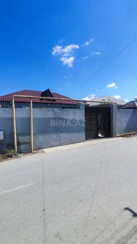 Satılır 5 otaqlı həyət evi 130 m²