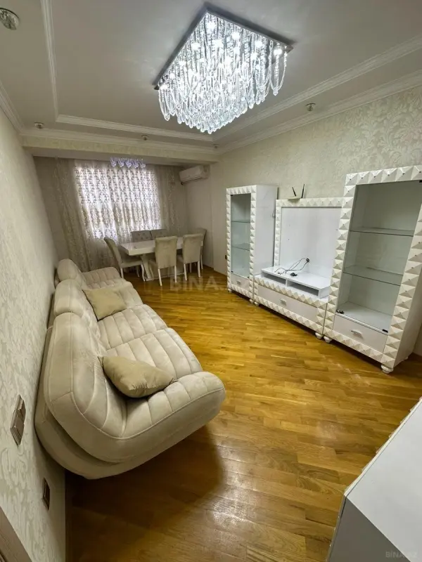Satılır 3 otaqlı mənzil 90 m²