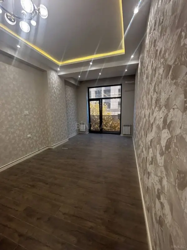 Satılır 2 otaqlı mənzil 67 m²
