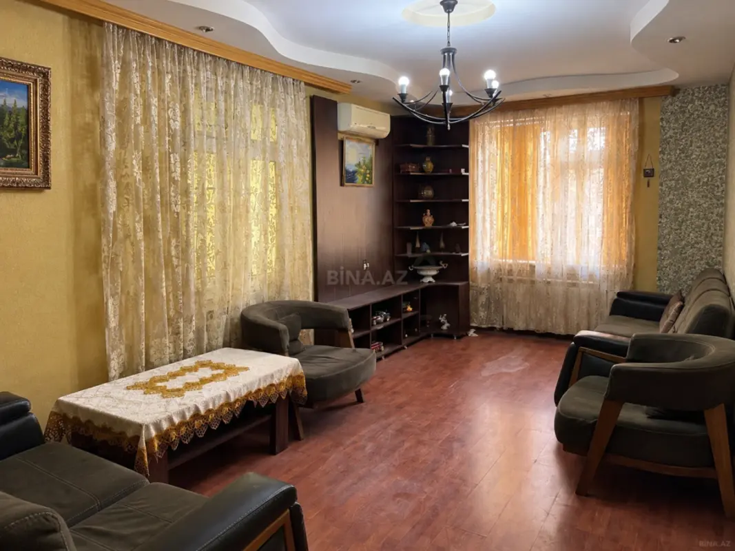 Satılır 2 otaqlı mənzil 66 m²