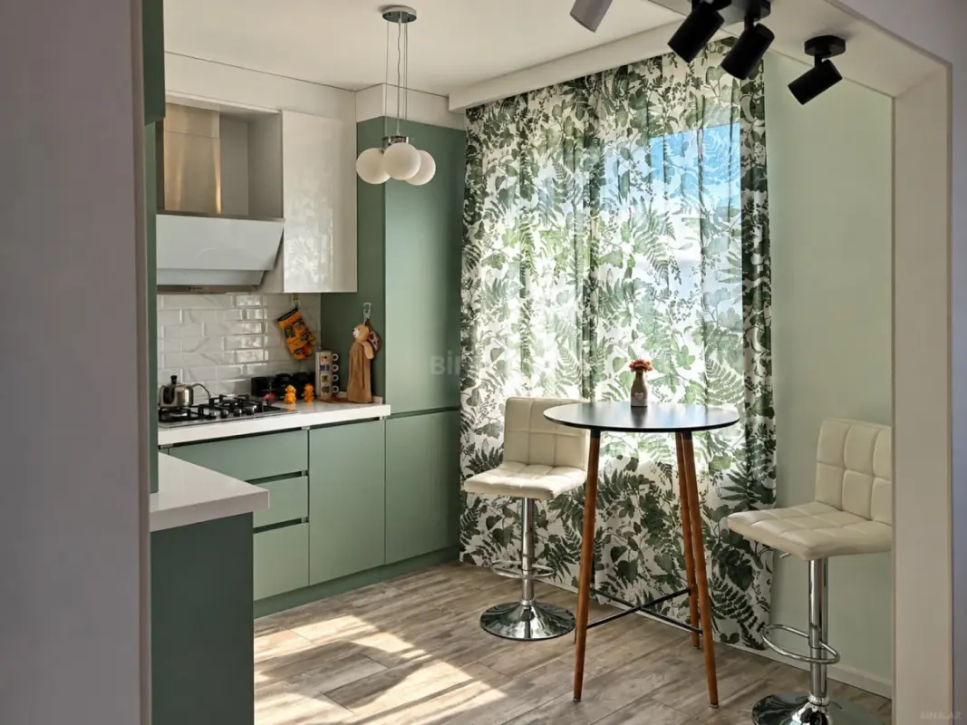 Satılır 2 otaqlı mənzil 67 m²