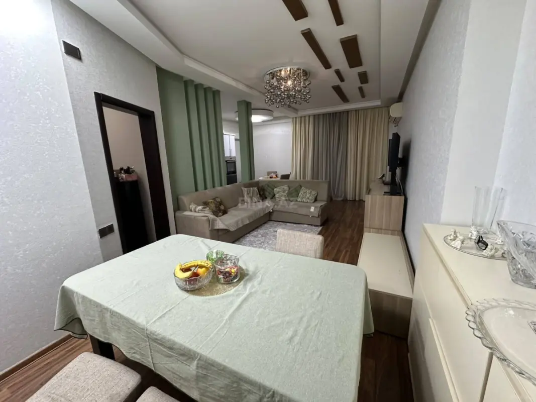 Satılır 3 otaqlı mənzil 107 m²
