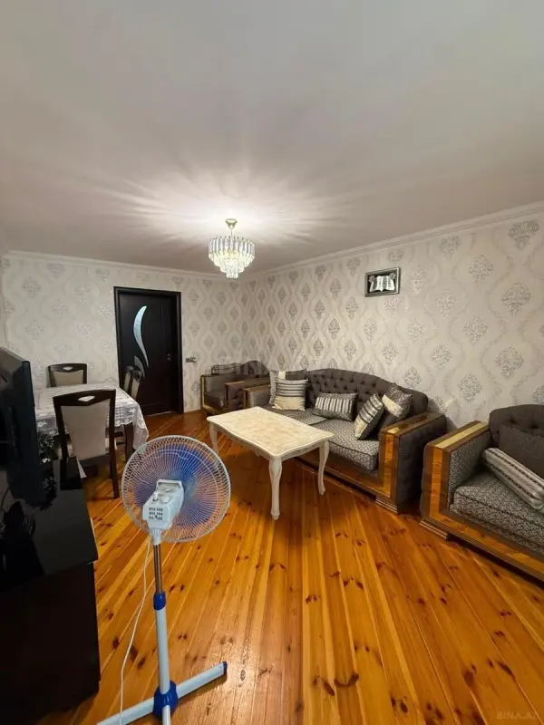 Satılır 3 otaqlı mənzil 75 m²