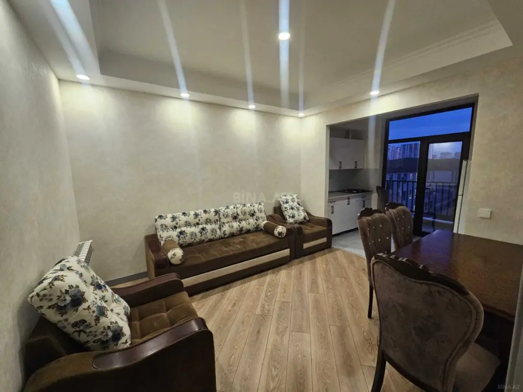 Kirayə verilir 2 otaqlı mənzil 57 m²