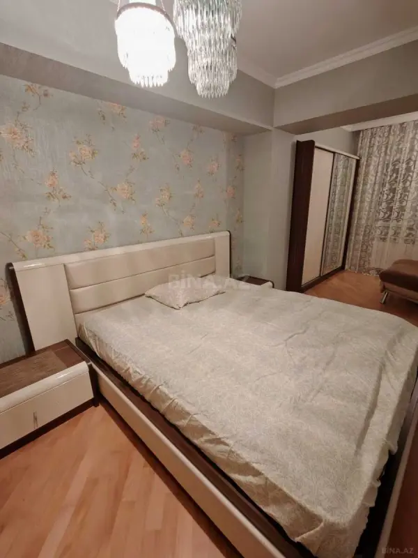 Kirayə verilir 3 otaqlı mənzil 100 m²