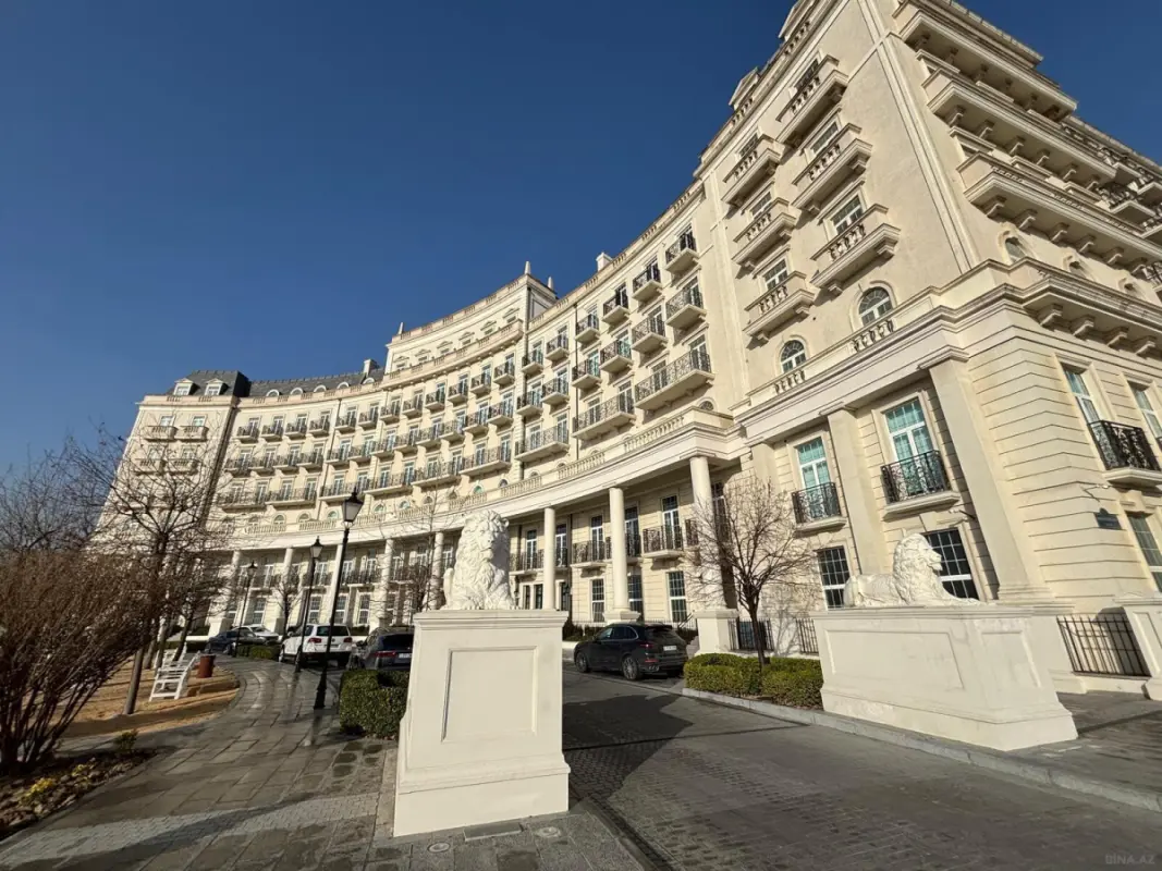 Kirayə verilir 3 otaqlı mənzil 140 m²