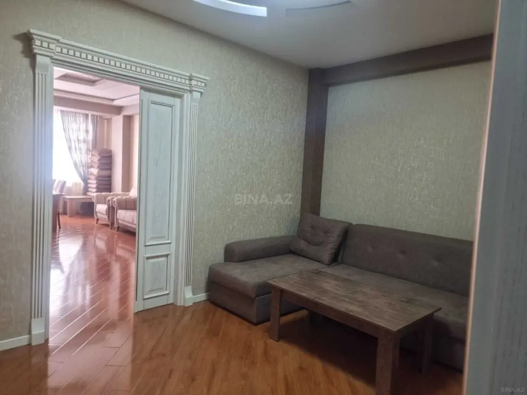 Kirayə verilir 3 otaqlı mənzil 120 m²