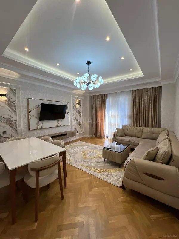 Kirayə verilir 2 otaqlı mənzil 96 m²