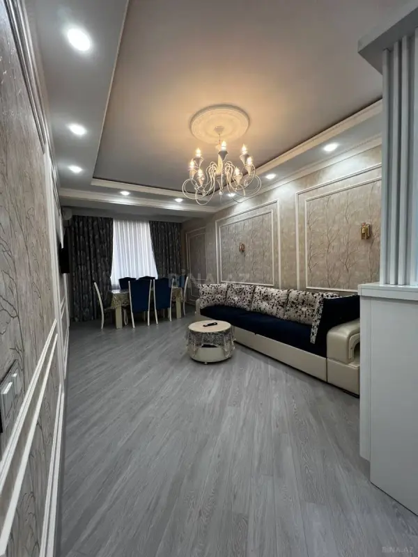 Kirayə verilir 2 otaqlı mənzil 70 m²