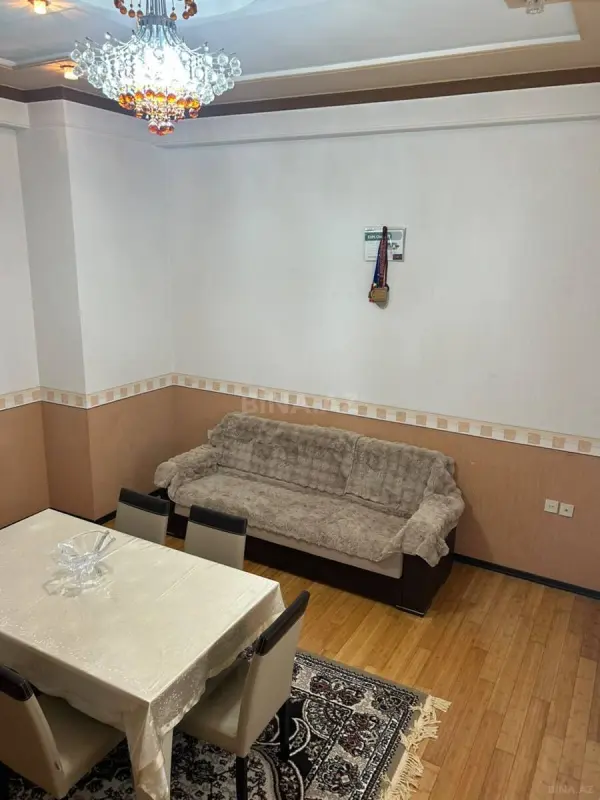 Satılır 2 otaqlı mənzil 68 m²