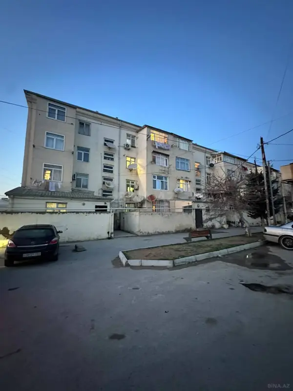 Satılır 1 otaqlı mənzil 40 m²