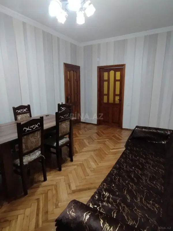 Satılır 2 otaqlı mənzil 55 m²