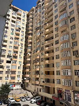 Satılır 3 otaqlı mənzil 80 m² — Bakı, İnşaatçılar 3 otaq 80.00 m²