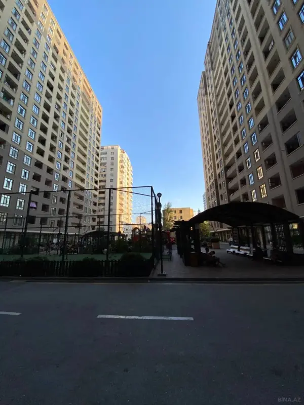 Satılır 3 otaqlı mənzil 95 m²