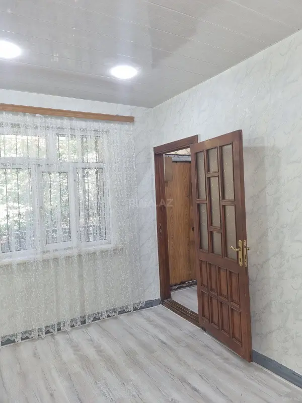 Satılır 2 otaqlı mənzil 42 m²