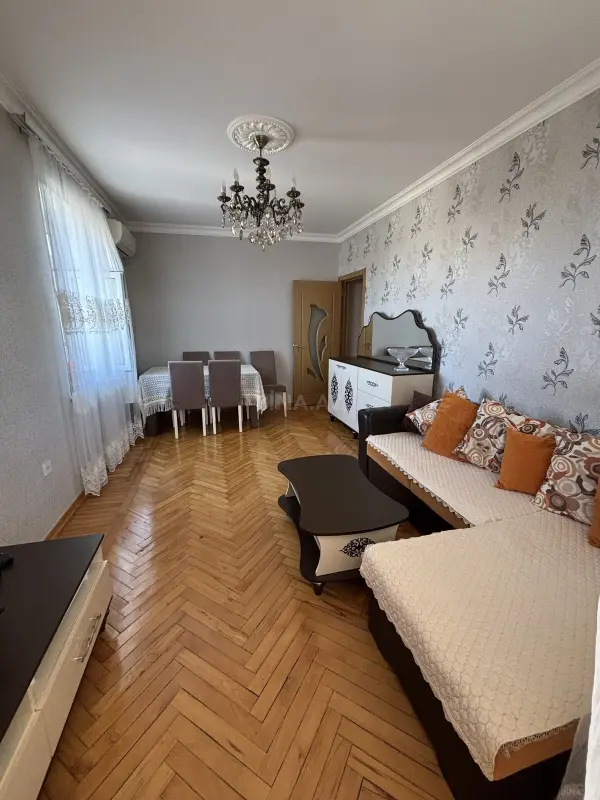 Satılır 2 otaqlı mənzil 55 m²