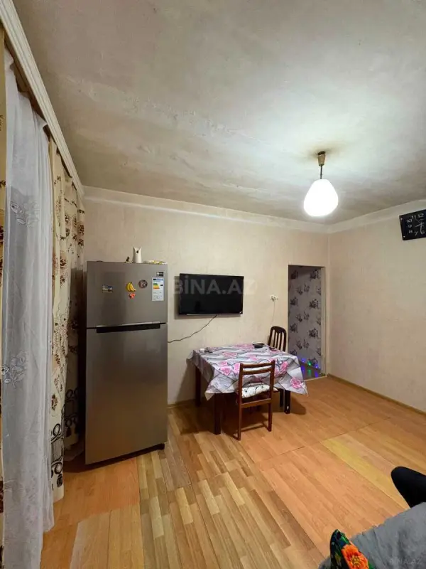 Satılır 2 otaqlı mənzil 45 m²