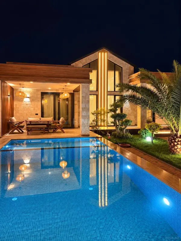 Satılır 5 otaqlı həyət evi 180 m²
