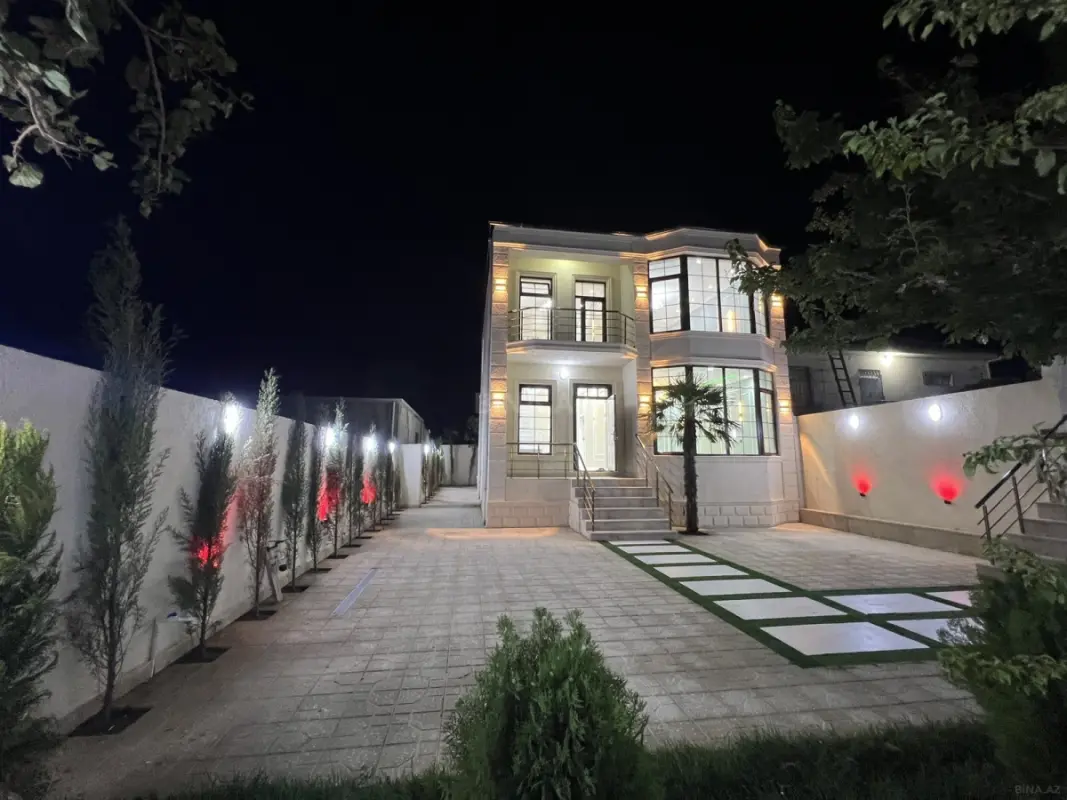 Satılır 5 otaqlı həyət evi 180 m²