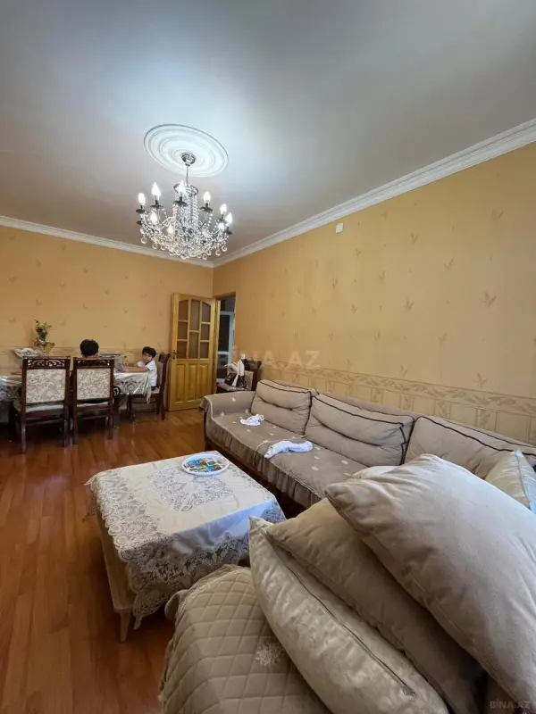 Satılır 3 otaqlı mənzil 72 m²