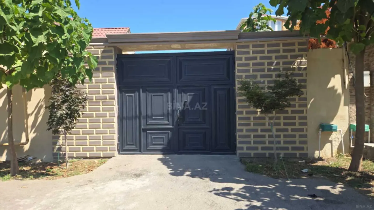 Satılır 5 otaqlı həyət evi 326 m²