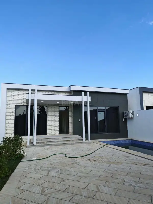 Satılır 4 otaqlı həyət evi 185 m²