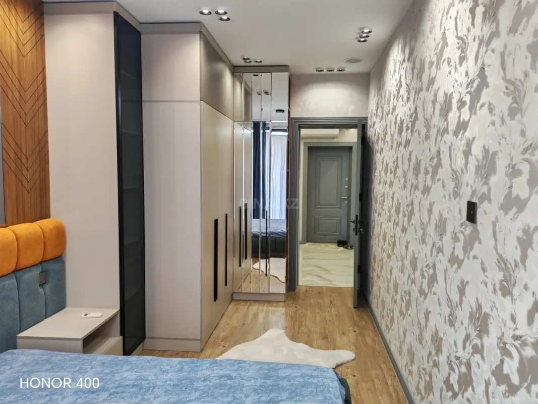 Kirayə verilir 2 otaqlı mənzil 64 m²
