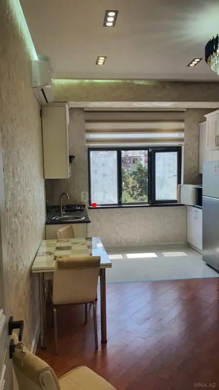 Kirayə verilir 2 otaqlı mənzil 65 m²
