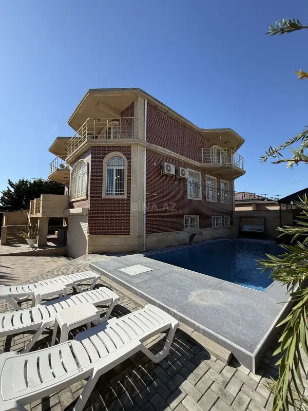 Satılır 6 otaqlı həyət evi 310 m²