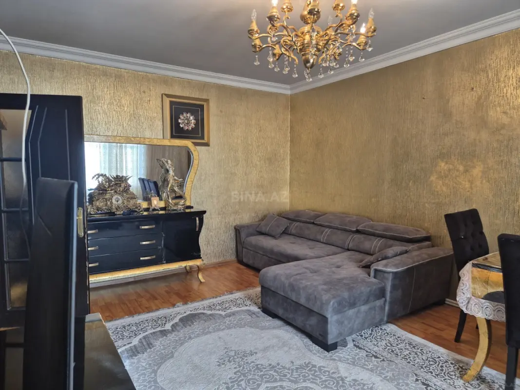 Satılır 3 otaqlı mənzil 76 m²
