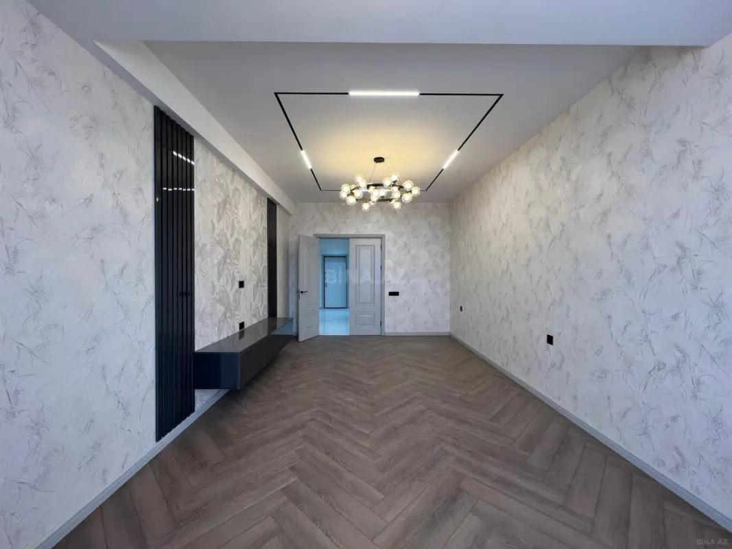 Satılır 3 otaqlı mənzil 110 m²
