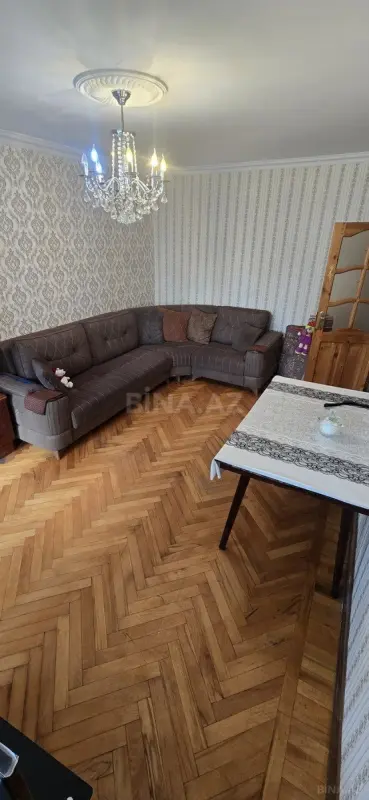 Kirayə verilir 2 otaqlı mənzil 50 m²