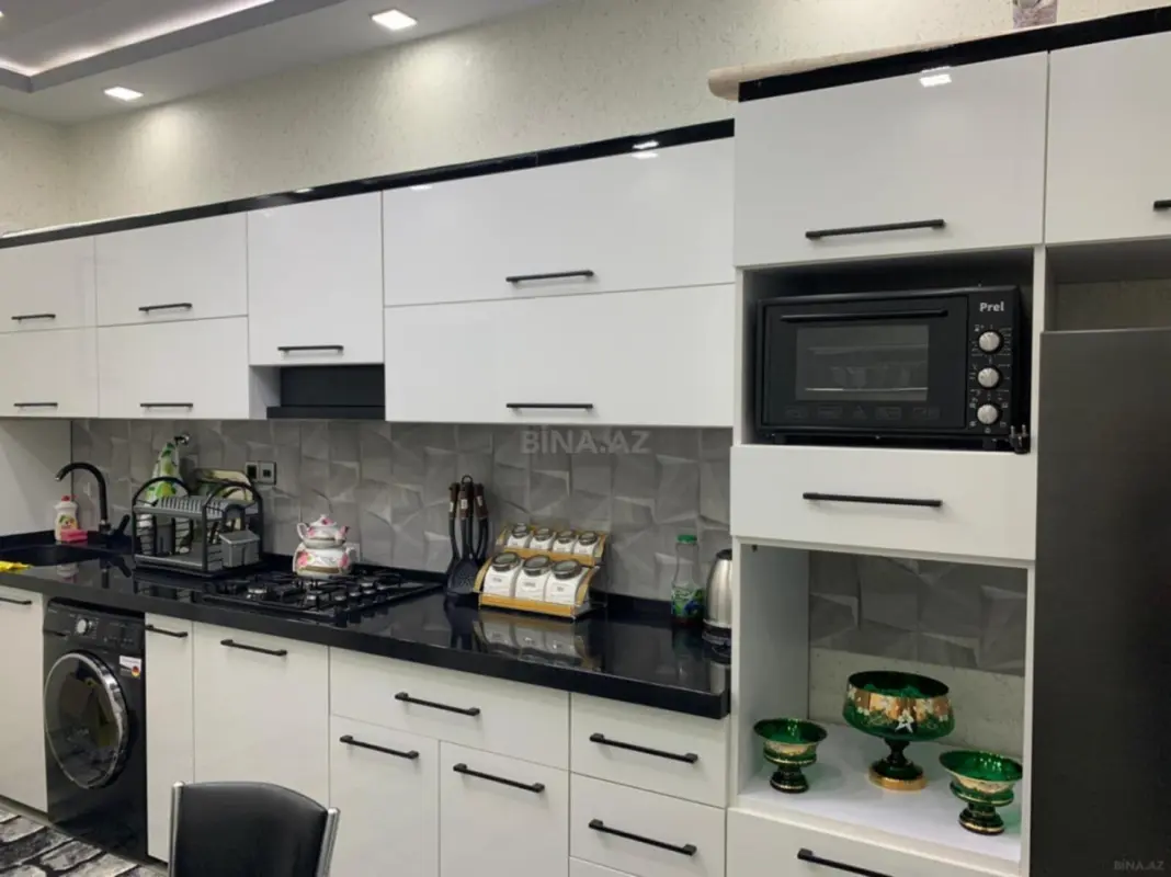 Kirayə verilir 2 otaqlı mənzil 62 m²