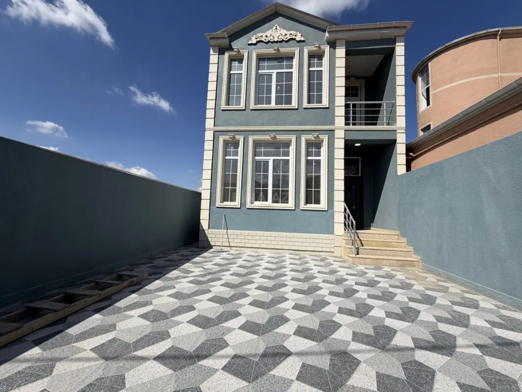 Satılır 4 otaqlı həyət evi 160 m²