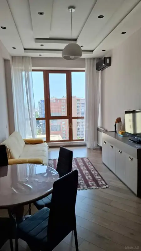 Kirayə verilir 2 otaqlı mənzil 55 m²