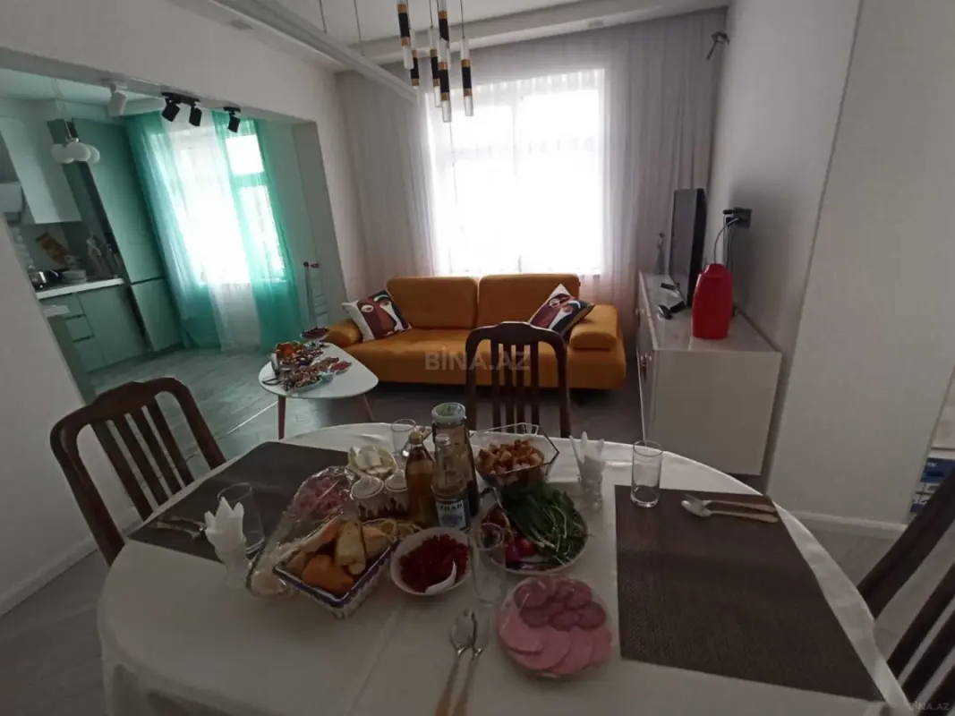 Satılır 2 otaqlı mənzil 62 m²