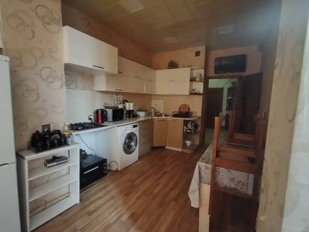 Satılır 3 otaqlı mənzil 96 m²