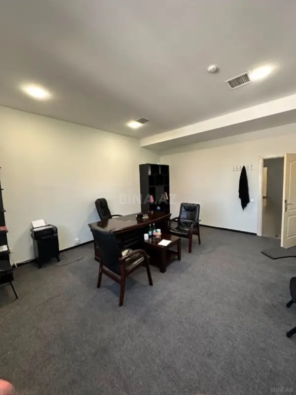 Kirayə verilir 1 otaqlı ofis 30 m²