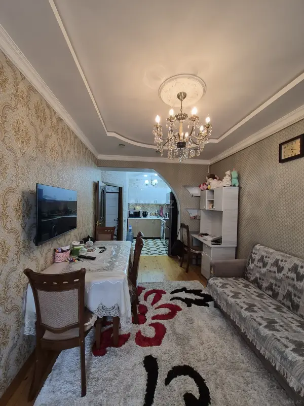 Satılır 2 otaqlı mənzil 57 m²