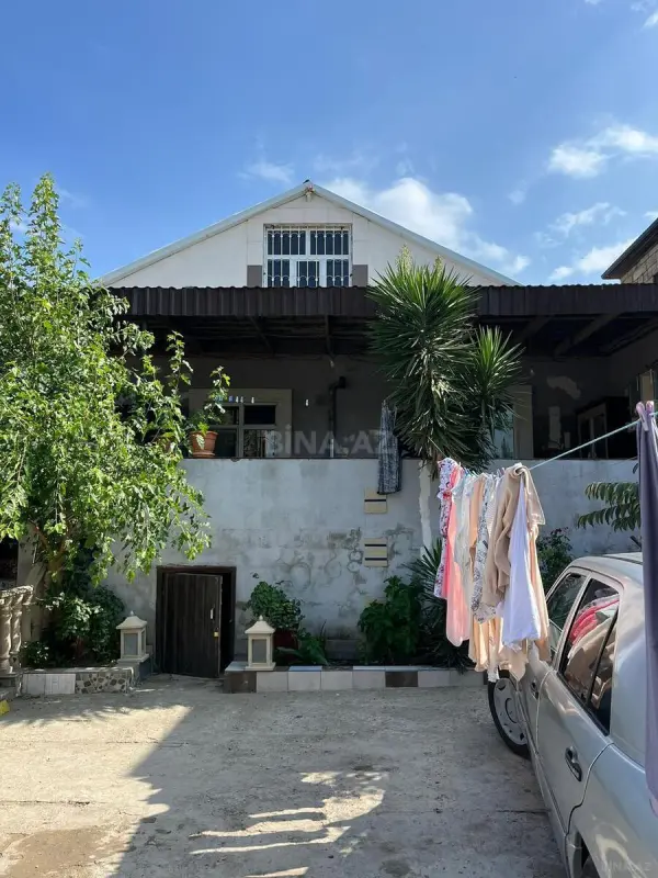 Satılır 4 otaqlı həyət evi 100 m²