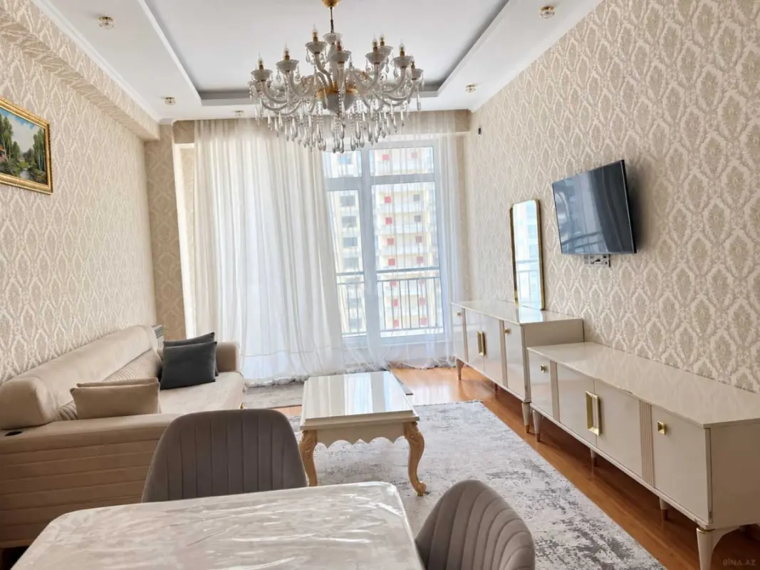Kirayə verilir 3 otaqlı mənzil 117 m²